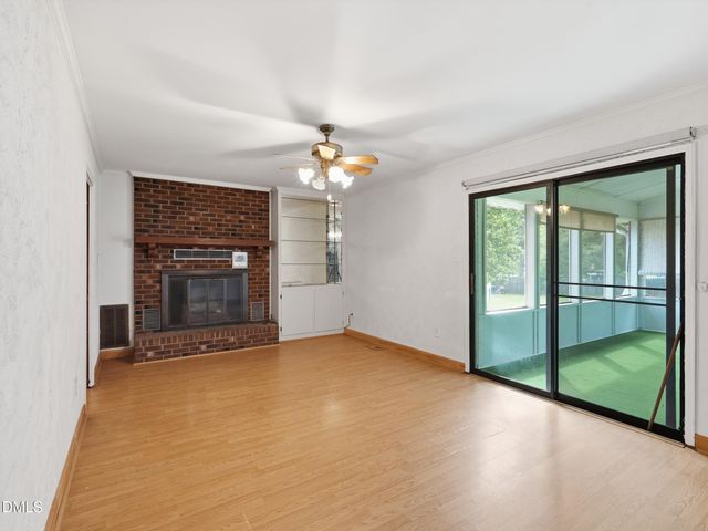 318 Crescent Drive, Clayton, NC 27520