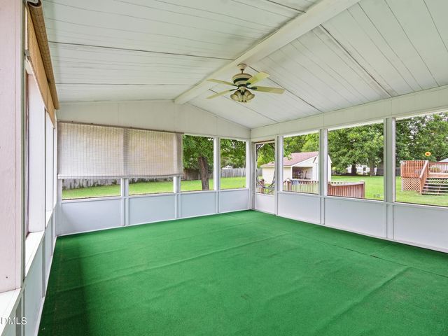 318 Crescent Drive, Clayton, NC 27520