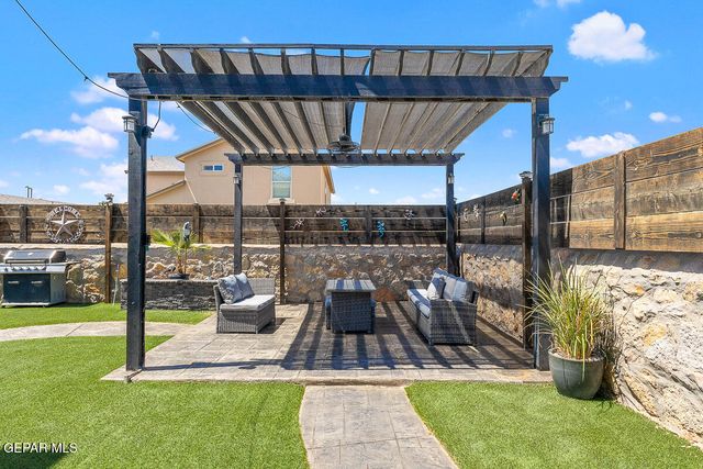 12669 Monmouth Avenue, Horizon City, TX 79928