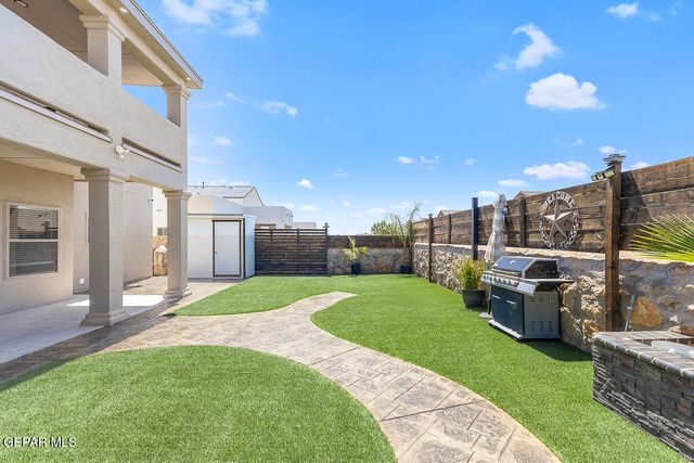 12669 Monmouth Avenue, Horizon City, TX 79928