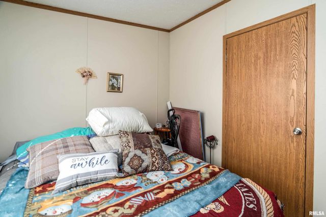 2550 Egyptian Hills Drive, Creal Springs, IL 62922