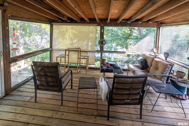 2550 Egyptian Hills Drive, Creal Springs, IL 62922