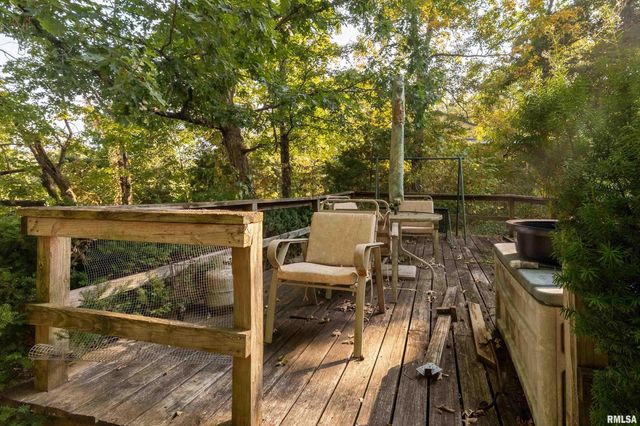 2550 Egyptian Hills Drive, Creal Springs, IL 62922