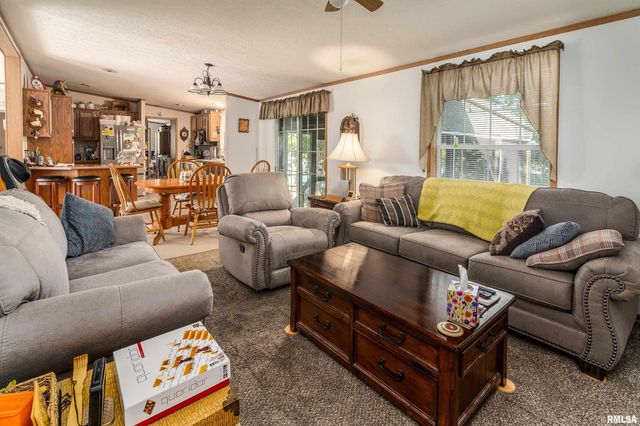 2550 Egyptian Hills Drive, Creal Springs, IL 62922