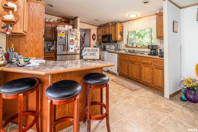 2550 Egyptian Hills Drive, Creal Springs, IL 62922