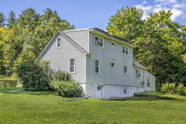 27 Old Mill Road, Esopus, NY 12429