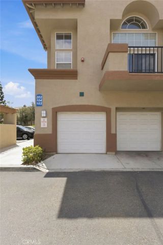 2900 Via Toscana 202, Corona, CA 92879
