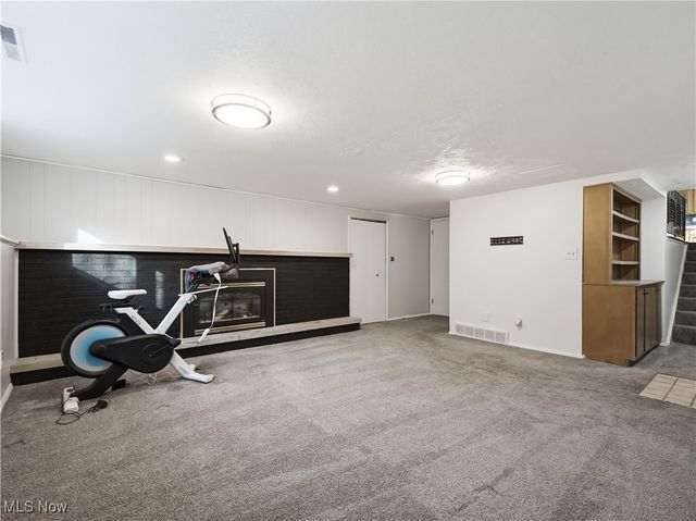 19816 Wendy Drive, Berea, OH 44017