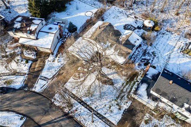 19816 Wendy Drive, Berea, OH 44017