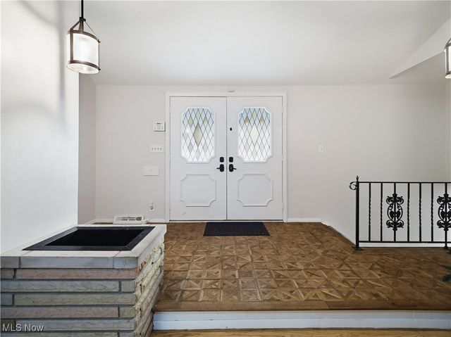 19816 Wendy Drive, Berea, OH 44017