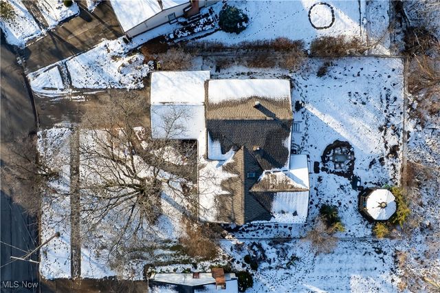 19816 Wendy Drive, Berea, OH 44017