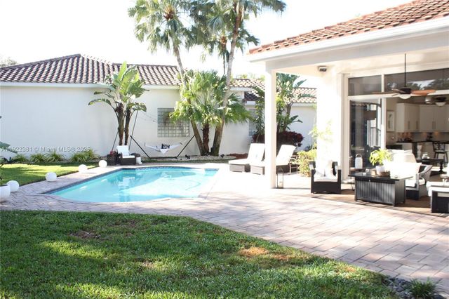 2524 Bay Pointe Ct 2524, Weston, FL 33327