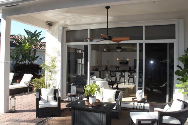 2524 Bay Pointe Ct 2524, Weston, FL 33327