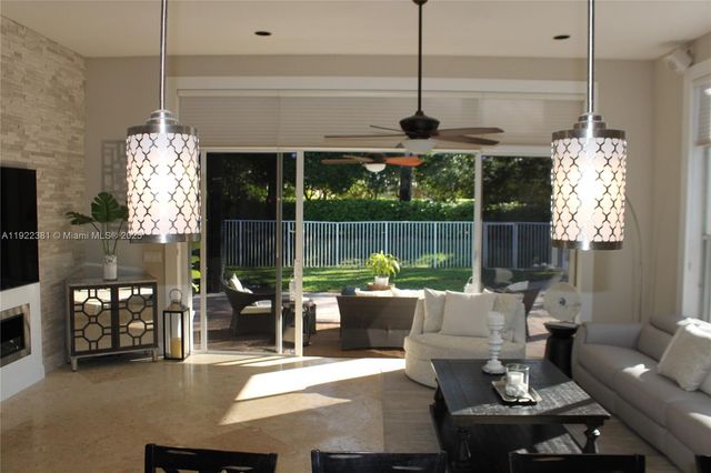 2524 Bay Pointe Ct 2524, Weston, FL 33327