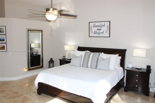 2524 Bay Pointe Ct 2524, Weston, FL 33327