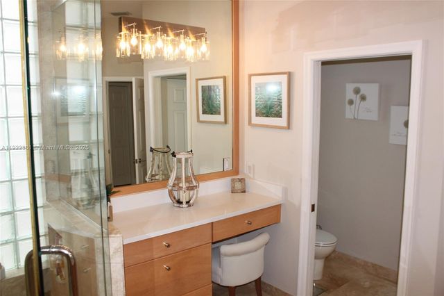 2524 Bay Pointe Ct 2524, Weston, FL 33327