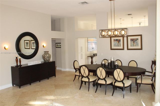 2524 Bay Pointe Ct 2524, Weston, FL 33327