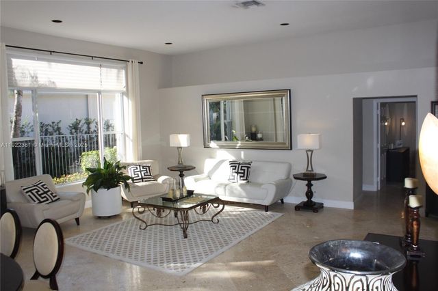 2524 Bay Pointe Ct 2524, Weston, FL 33327