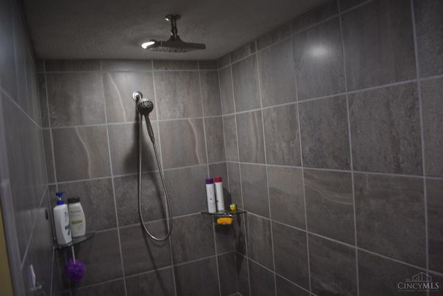 113 Springlake Avenue, Hillsboro, OH 45133