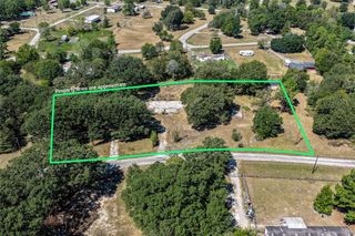 15 Creek Point, Huntsville, TX 77320
