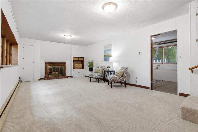 26 Arlington Road, Burlington, MA 01803