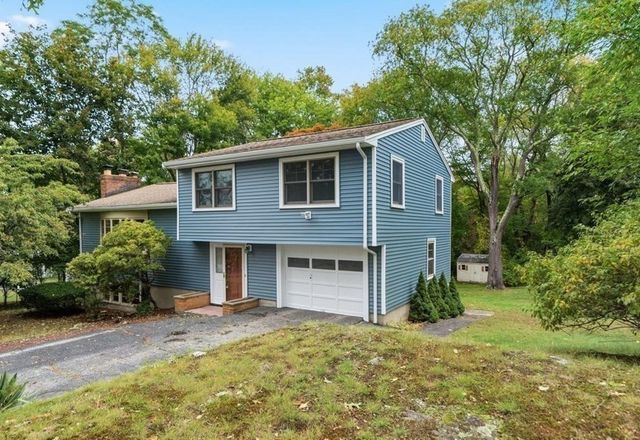 26 Arlington Road, Burlington, MA 01803
