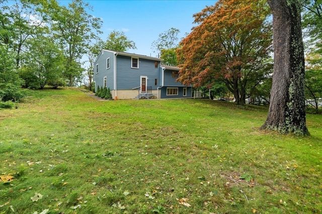 26 Arlington Road, Burlington, MA 01803