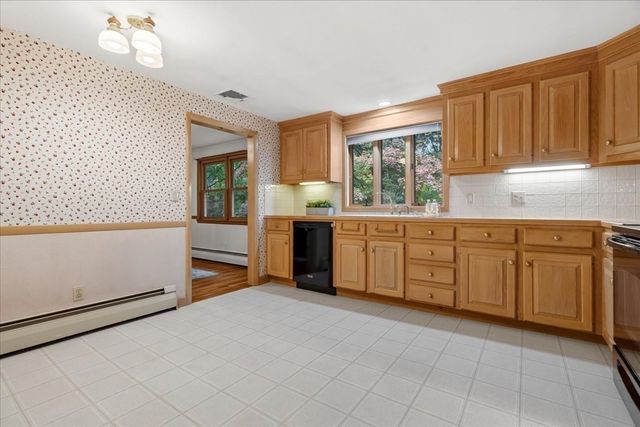 26 Arlington Road, Burlington, MA 01803