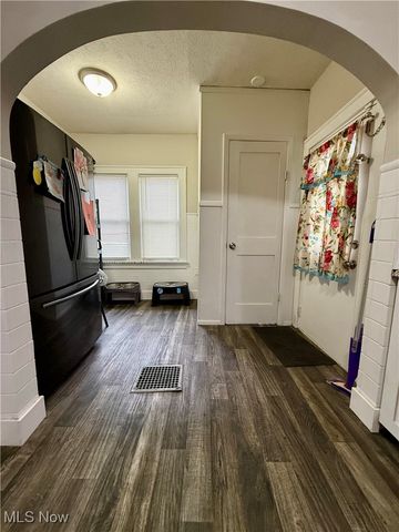 935 Ridge Road NW, Canton, OH 44703