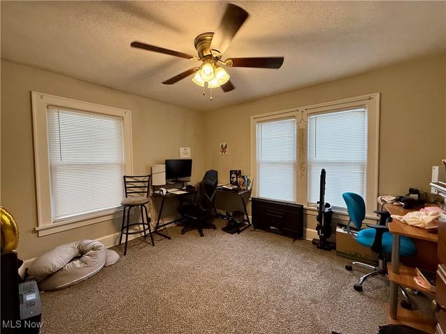 935 Ridge Road NW, Canton, OH 44703