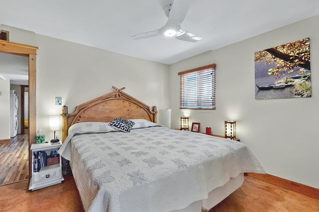 5 Hobbs Road, Peralta, NM 87042