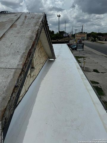 655 CUPPLES RD, San Antonio, TX 78237