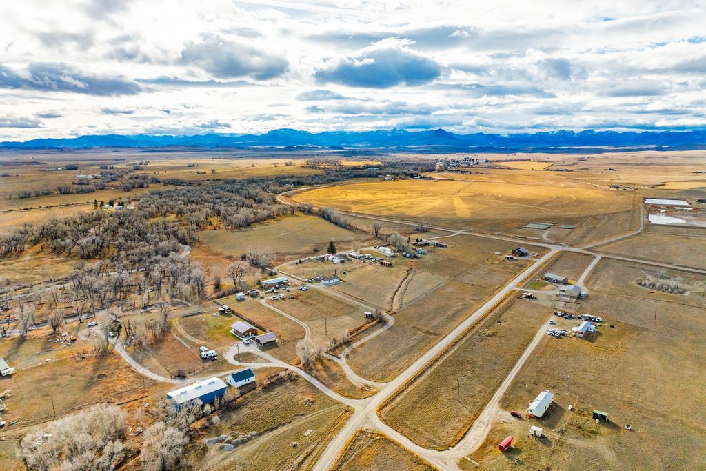 NHN Gilman Road, Augusta, MT 59410 photo 10