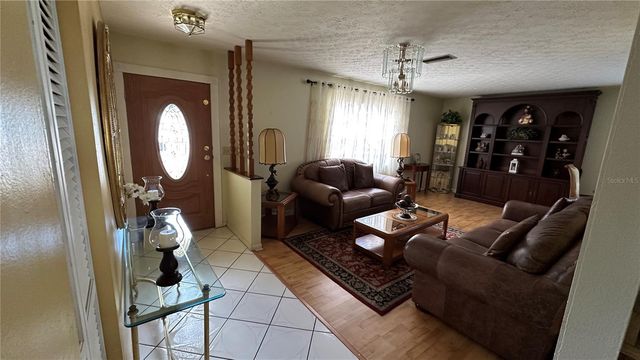 8603 BARKWOOD PLACE, Tampa, FL 33615