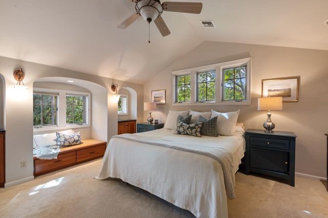 9125 N Meadowlark LANE, Bayside, WI 53217