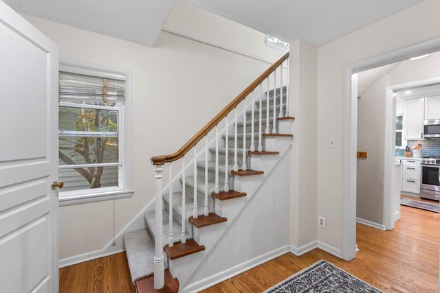 9125 N Meadowlark LANE, Bayside, WI 53217