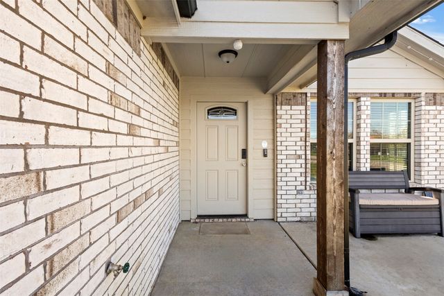 300 Lipscomb Street, Cleburne, TX 76031