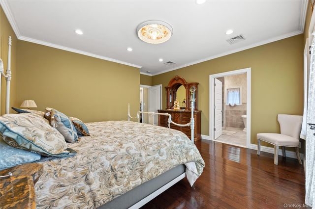 15755 23rd Avenue, Whitestone, NY 11357