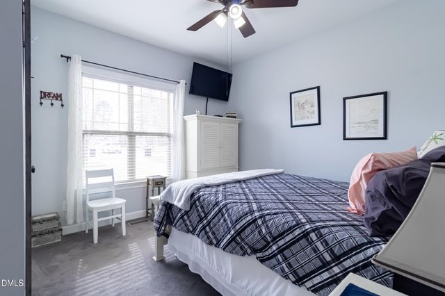 28 Silver Creek Drive, Clayton, NC 27520