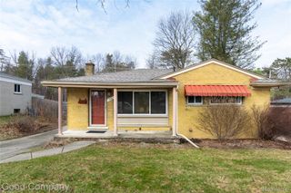 725 Duchess Street, Milford Village, MI 48381