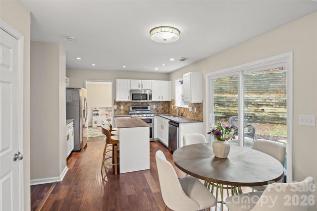 14339 Crown Harbor Drive, Charlotte, NC 28278