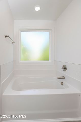 144 Bobwhite Circle, Cape Carteret, NC 28584