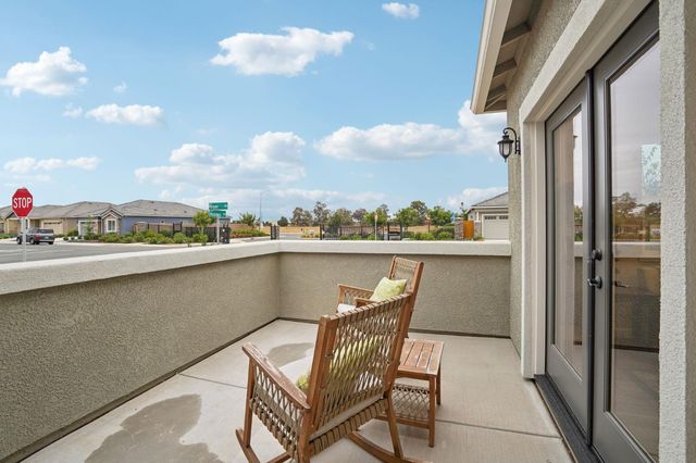 1125 Nicklaus Rd, Galt, CA 95632