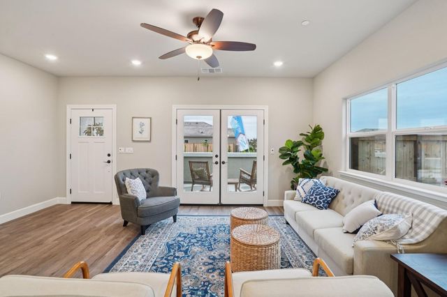 1125 Nicklaus Rd, Galt, CA 95632