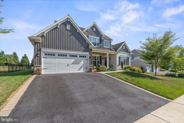 39 BLUE JAY WAY, Lebanon, PA 17042