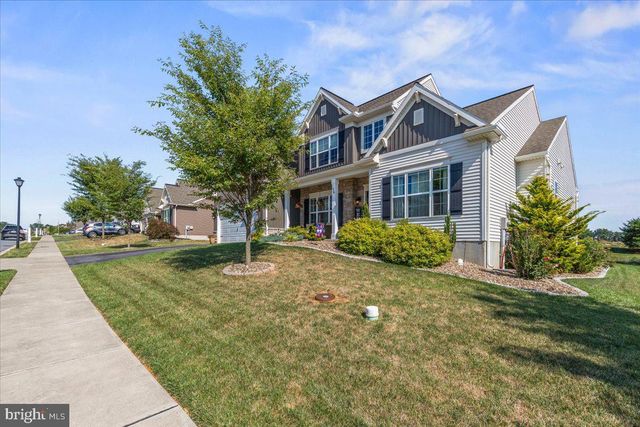 39 BLUE JAY WAY, Lebanon, PA 17042