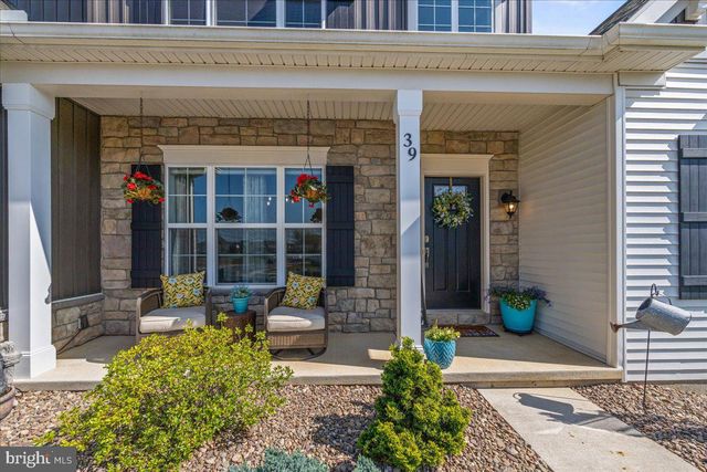 39 BLUE JAY WAY, Lebanon, PA 17042