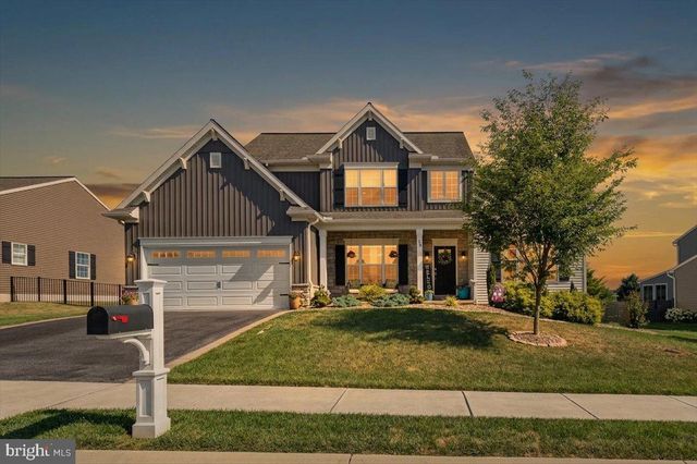 39 BLUE JAY WAY, Lebanon, PA 17042