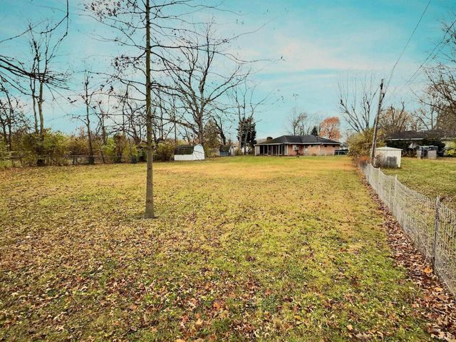 4008 S Larry Lane, Muncie, IN 47302