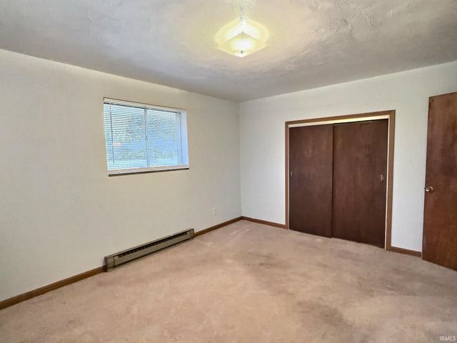 4008 S Larry Lane, Muncie, IN 47302